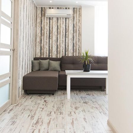 Vip Apartmen Apartment Sumy Luaran gambar