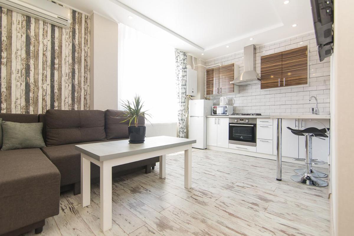 Vip Apartmen Apartment Sumy Luaran gambar